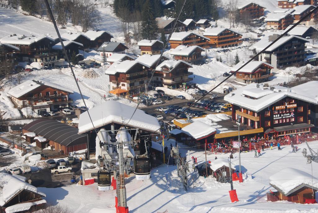 Hotel Les Combelles Châtel Екстериор снимка